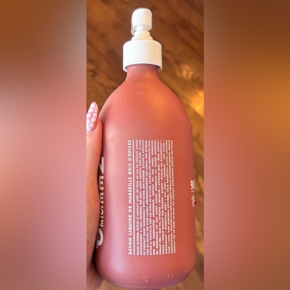 BIG Compagnie de Provence Bois E’pices 16 oz Liquid Soap Holiday in Provence - Picture 3 of 4